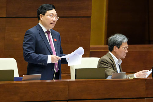 "Tư lệnh" ngành GTVT giải trình hàng loạt vấn đề nóng