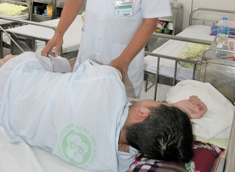 Nhập viện vì stress mùa thi