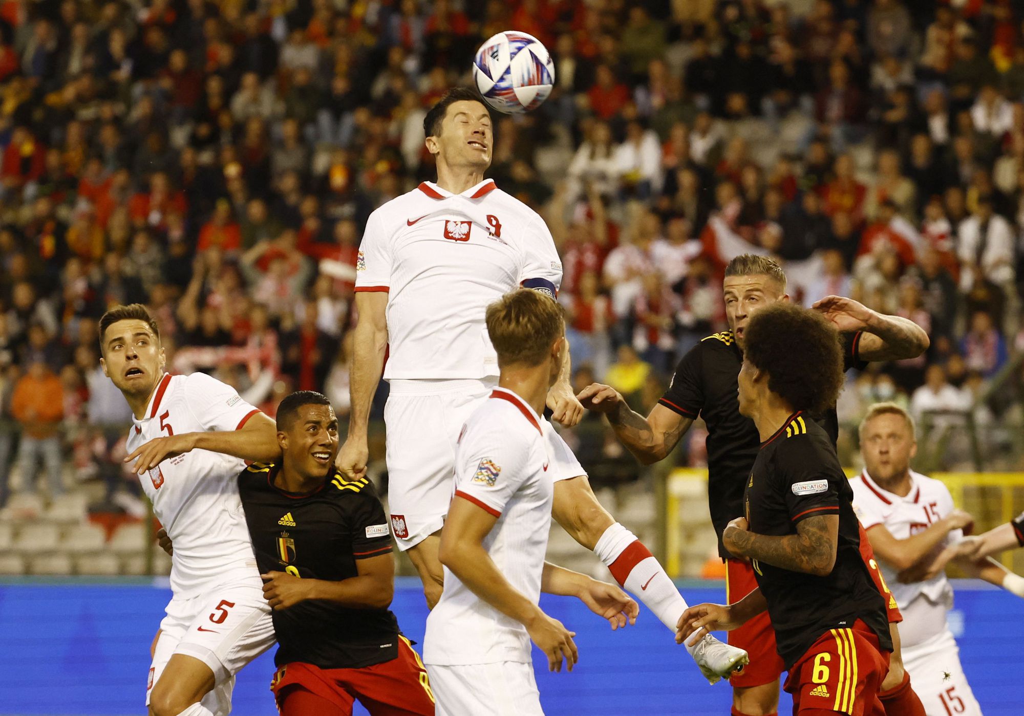 "Quỷ đỏ" Bỉ trút giận, Ba Lan thảm bại không tưởng ở Nations League
