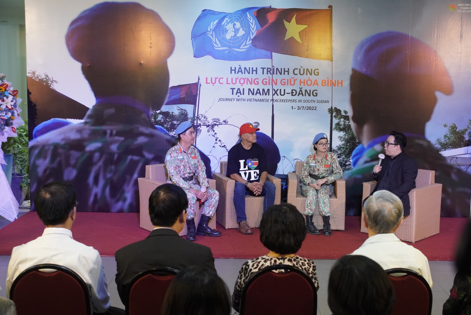 Nhiếp ảnh gia Nguyễn Á và hành trình cùng lực lượng gìn giữ hoà bình tại Nam Xu-Đăng - Ảnh 1.