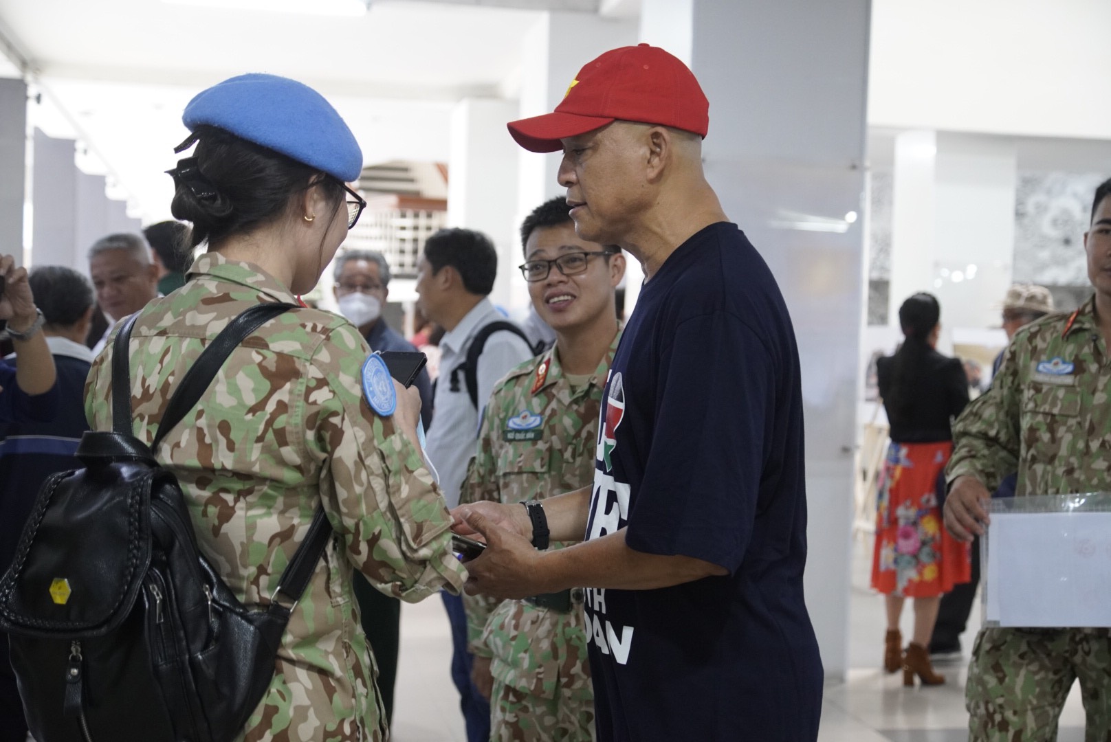 Nhiếp ảnh gia Nguyễn Á và hành trình cùng lực lượng gìn giữ hoà bình tại Nam Xu-Đăng - Ảnh 2.