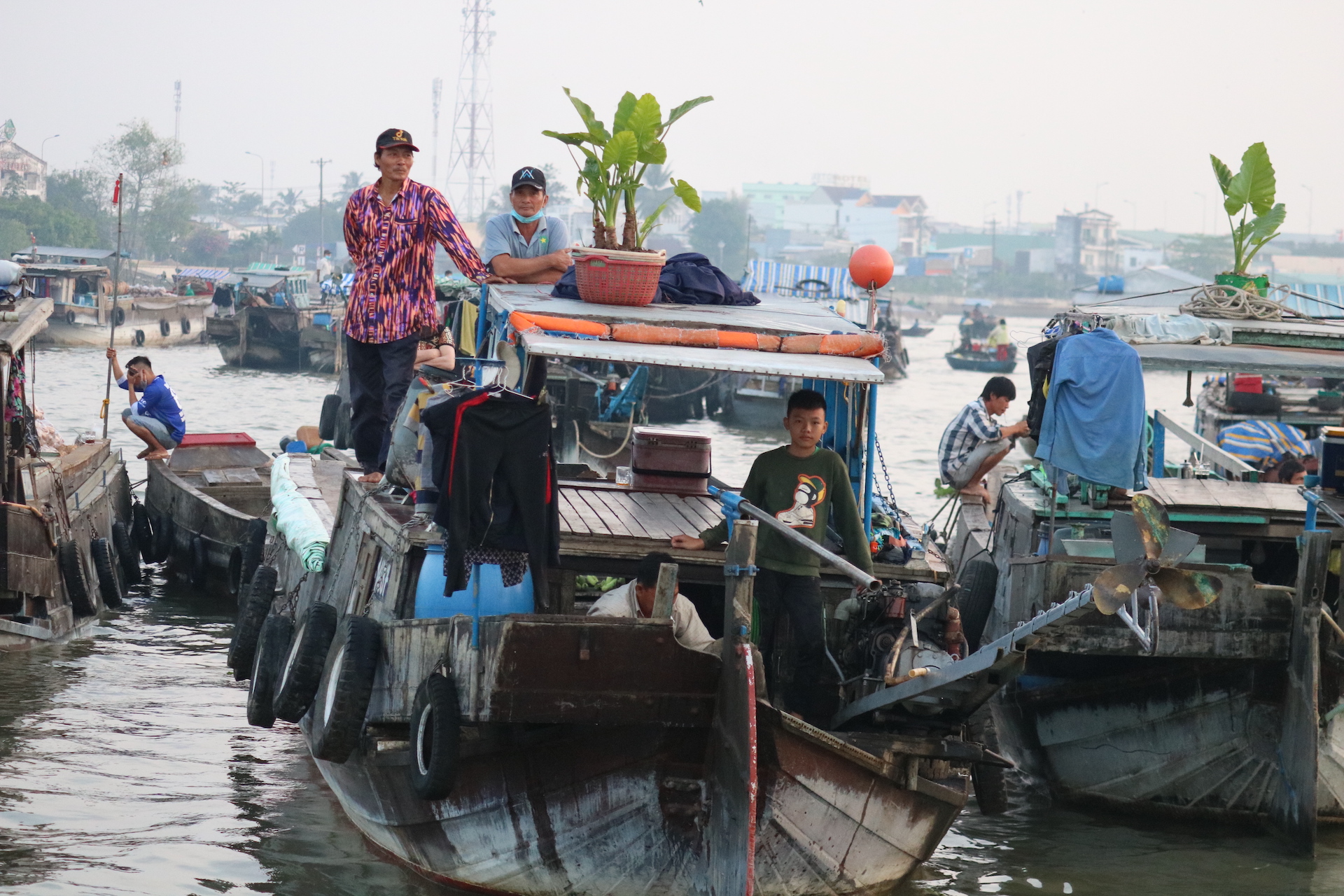 Chi&ecirc;m ngưỡng 1 trong 10 khu chợ nổi nhộn nhịp nhất thế giới - Ảnh 3.