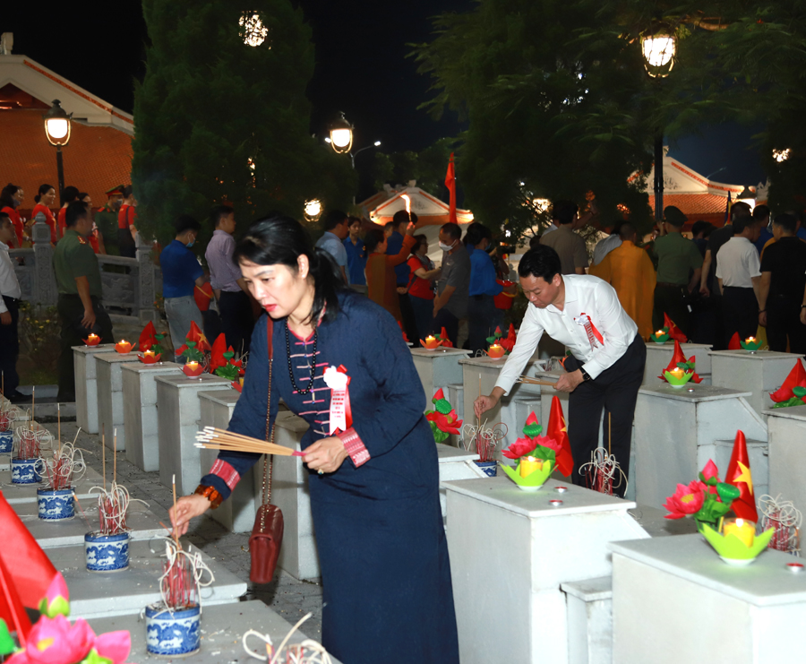 Đại lễ cầu siêu tưởng niệm, tri ân anh linh các Anh hùng liệt sĩ tại Vị Xuyên - Ảnh 6.