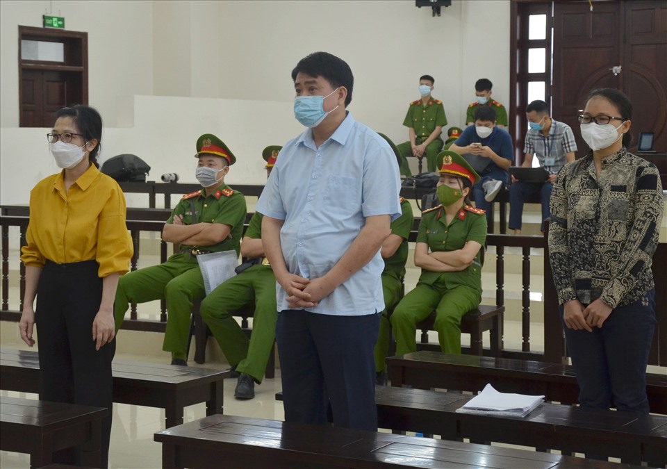 Xét xử nguyên chủ tịch UBND TP Hà Nội Nguyễn Đức Chung