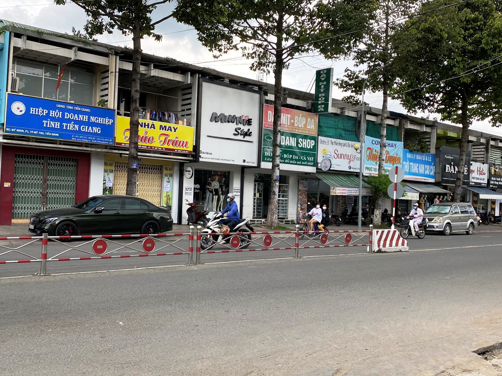 C&aacute;n bộ về hưu &ocirc;m nh&agrave; c&ocirc;ng vụ kh&ocirc;ng chịu trả - Ảnh 1.