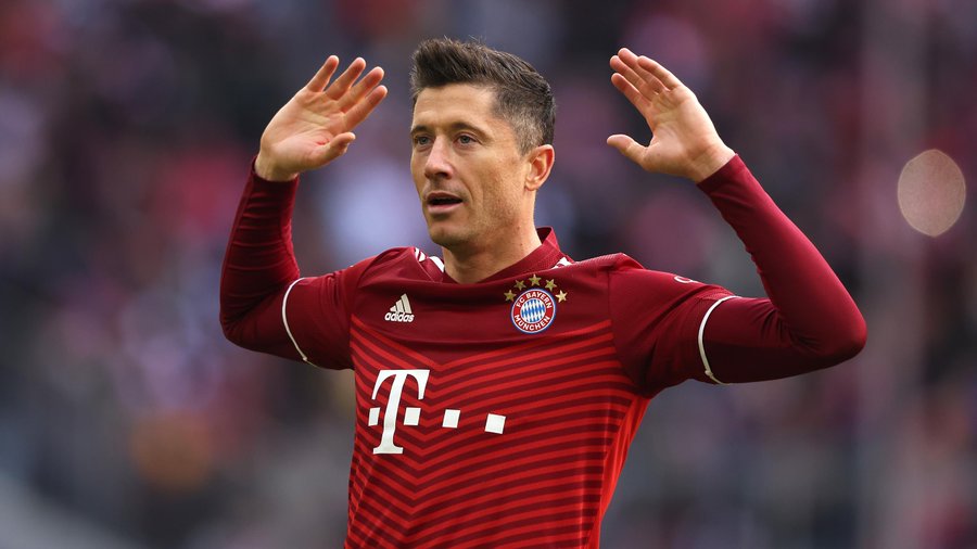 CLB Barcelona được khuyên bỏ ý định mua Lewandowski - Ảnh 2.