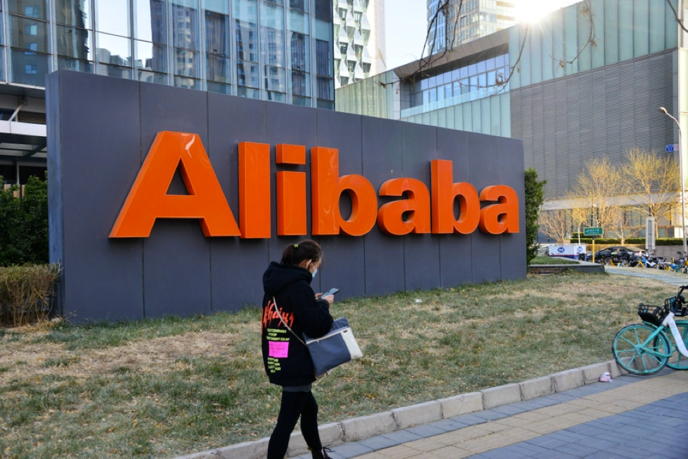 Hai gã khổng lồ công nghệ Alibaba, Tencent bị phạt
