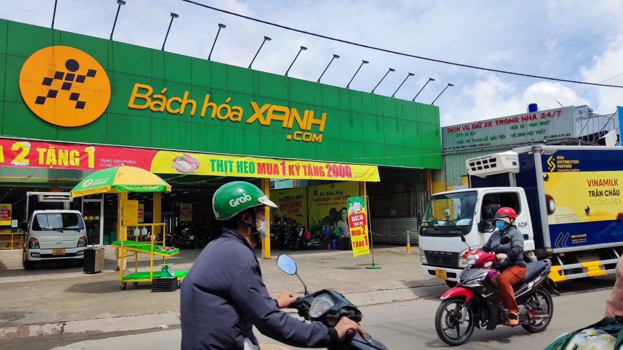 H&agrave;ng trăm cửa h&agrave;ng B&aacute;ch H&oacute;a Xanh đ&oacute;ng cửa trả mặt bằng  - Ảnh 6.