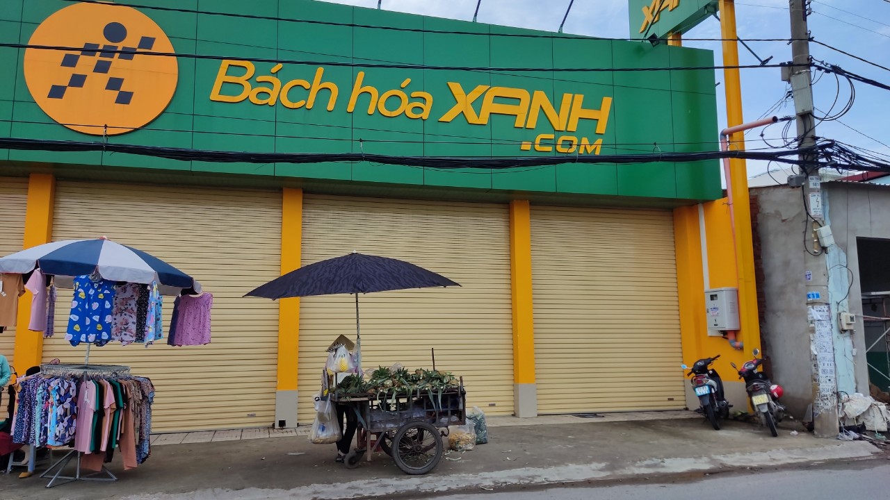 Hàng trăm cửa hàng Bách Hóa Xanh đóng cửa trả mặt bằng
