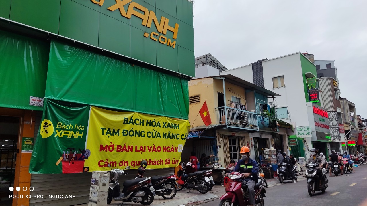 H&agrave;ng trăm cửa h&agrave;ng B&aacute;ch H&oacute;a Xanh đ&oacute;ng cửa trả mặt bằng  - Ảnh 1.