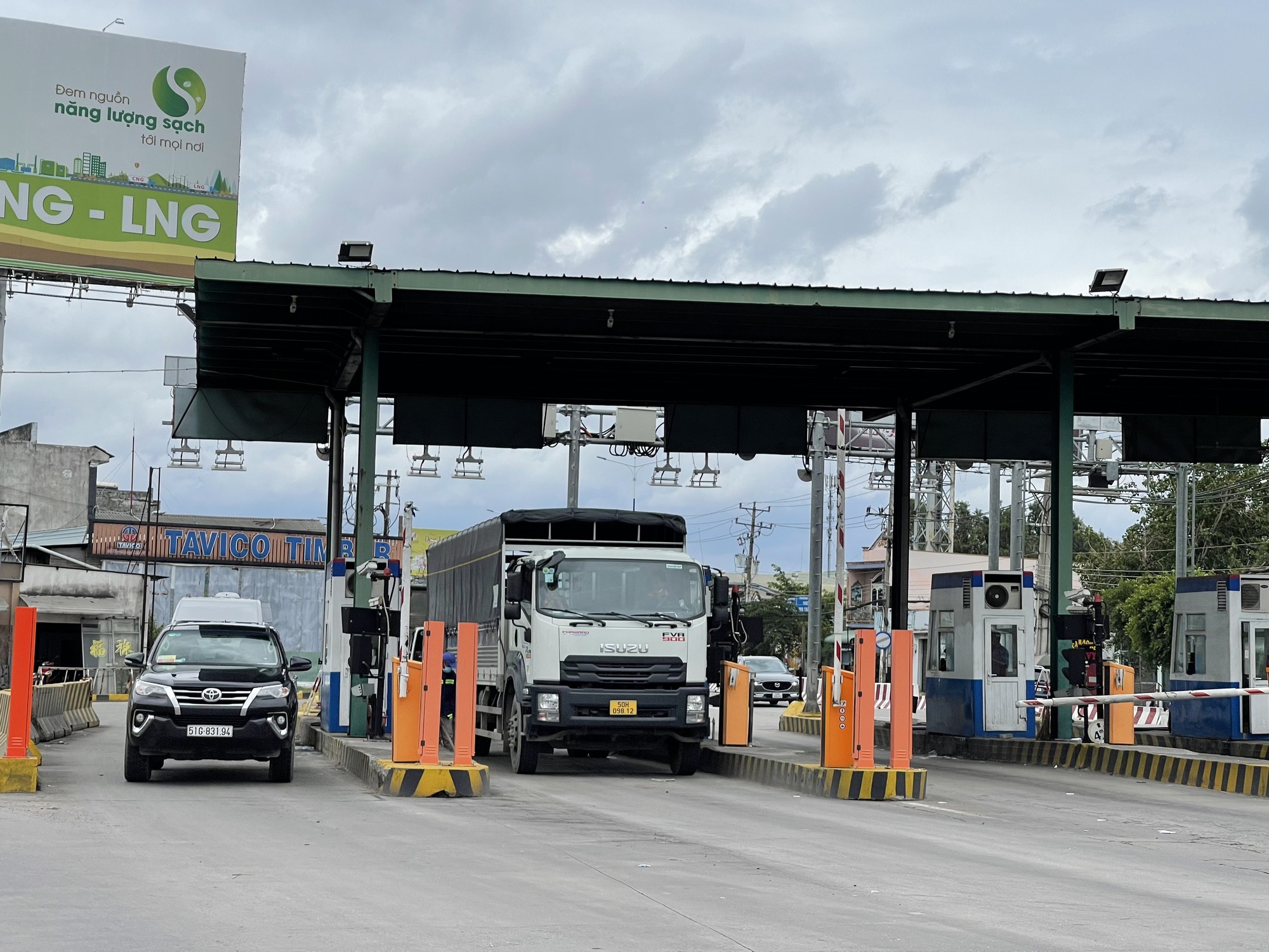 Giảm gi&aacute; v&eacute; c&aacute;c trạm thu ph&iacute; tr&ecirc;n Quốc lộ 13 đoạn qua B&igrave;nh Dương - Ảnh 1.