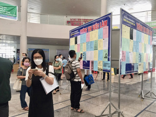 Ngành thang máy khan hiếm nhân lực