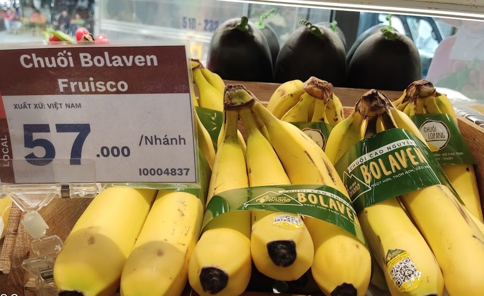 Bầu Đức tiếp tục khoe Hoàng Anh Gia Lai lãi khủng nhờ "heo ăn chuối"
