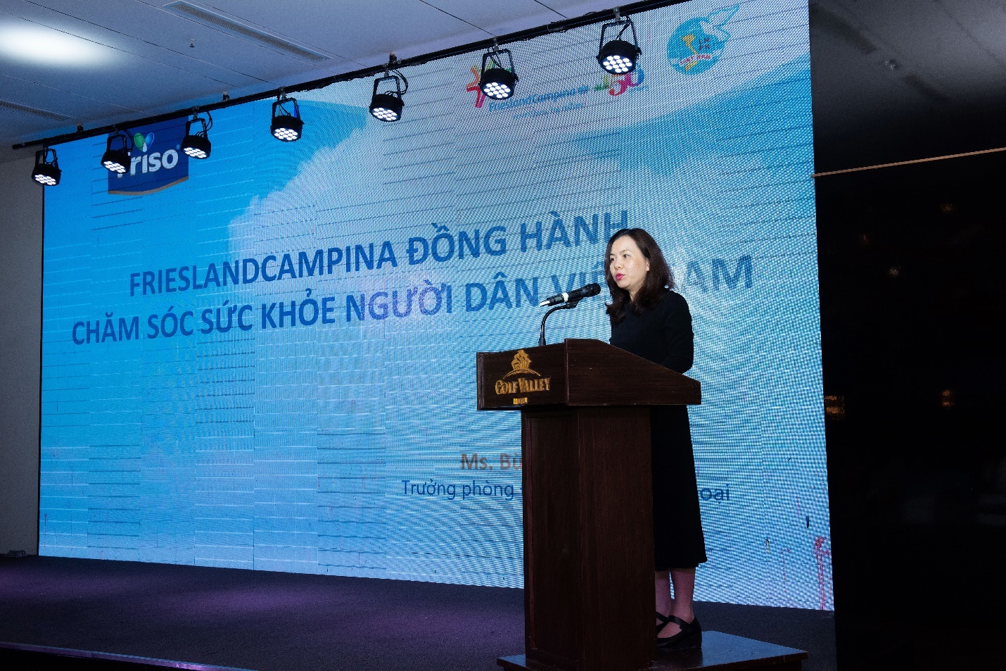 FrieslandCampina Việt Nam chăm lo đời sống tinh thần cho phụ nữ v&ugrave;ng cao - Ảnh 4.