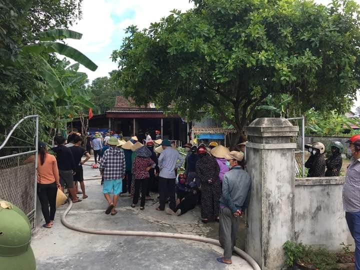 Mâu thuẫn gia đình rồi tự đổ xăng lên người châm lửa tự thiêu