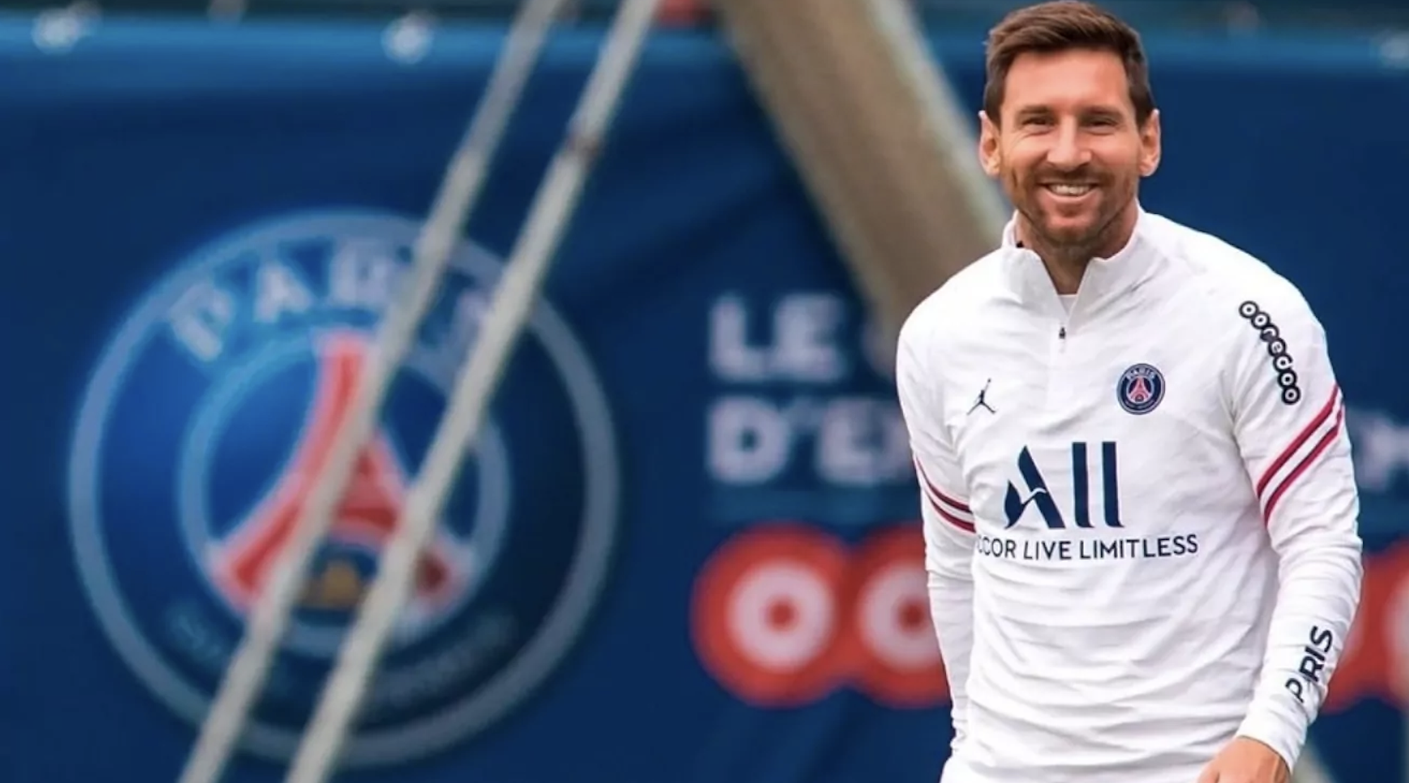 PSG giữ ch&acirc;n Messi v&igrave; gi&aacute; trị tr&ecirc;n nhiều phương diện - Ảnh 3.