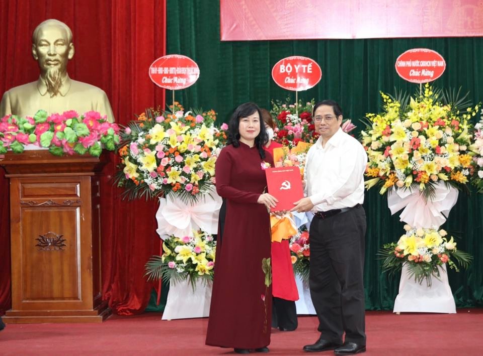 Quyền Bộ trưởng Y tế Đ&agrave;o Hồng Lan: Chỉ tiếc rằng sao trước đ&acirc;y t&ocirc;i kh&ocirc;ng đi học ng&agrave;nh y - Ảnh 1.
