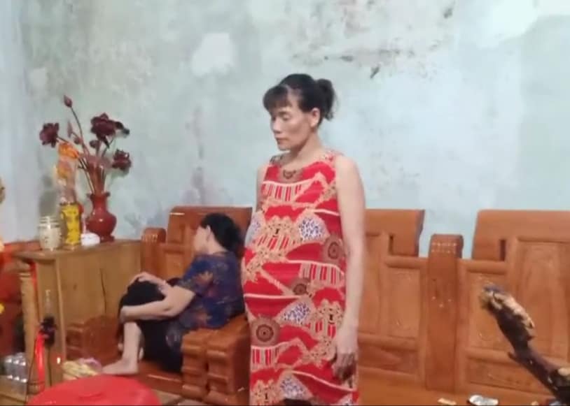 Người phụ nữ không chồng sinh liền 4 đứa con để né án tù