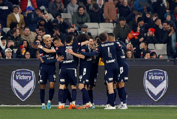 Đại tiệc 5 bàn, Man United đại thắng ở Melbourne - Ảnh 3.
