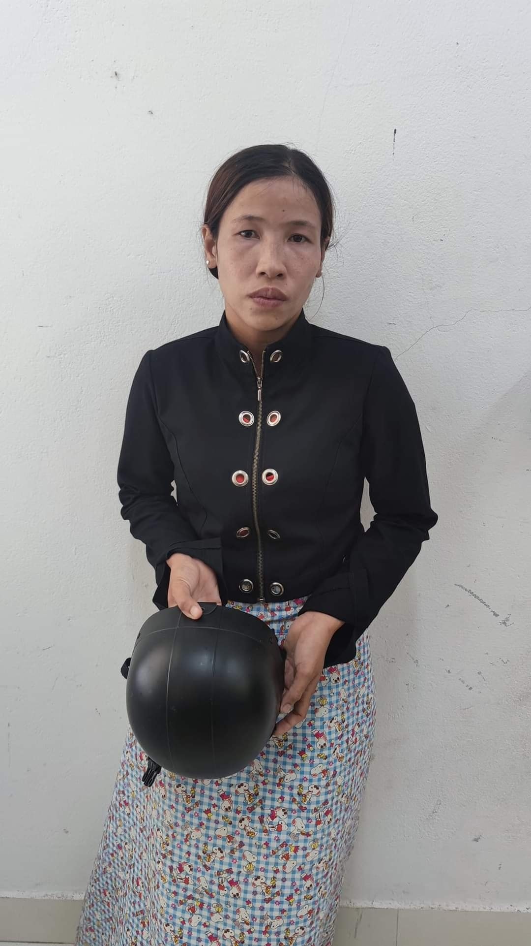 Xác định động cơ người phụ nữ bịt mặt vào trường kéo học sinh lên xe chở đi - Ảnh 3.