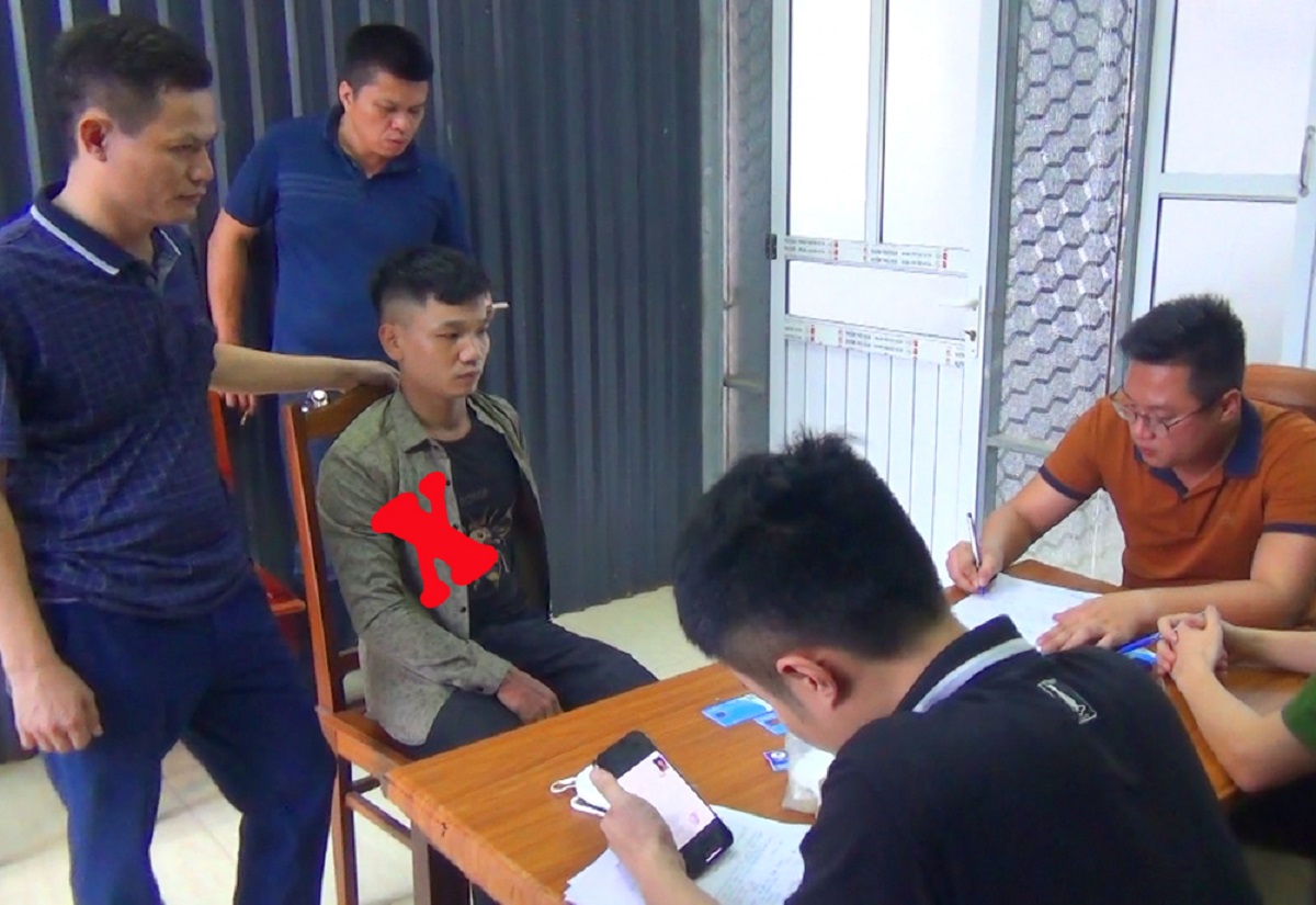 Trốn khỏi trại giam, đột nhập nhà dân phá két sắt lấy 200 triệu đồng và vàng
