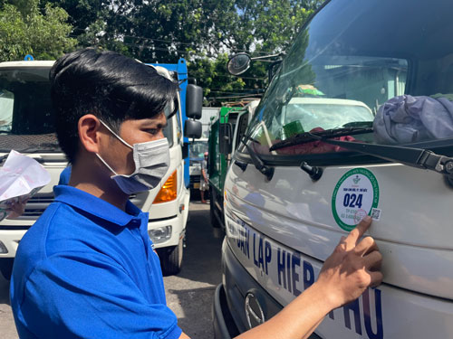 Chặn rác "đổ chui" vào TP HCM