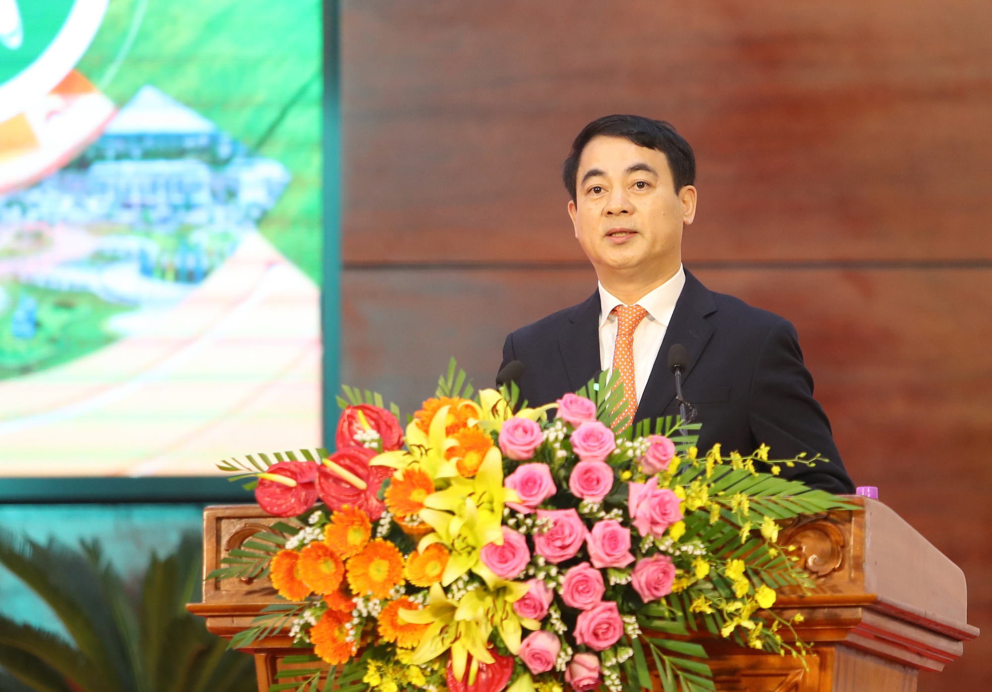 Hậu Giang tránh tình trạng "nhà đã nghèo lại không biết tiêu tiền"