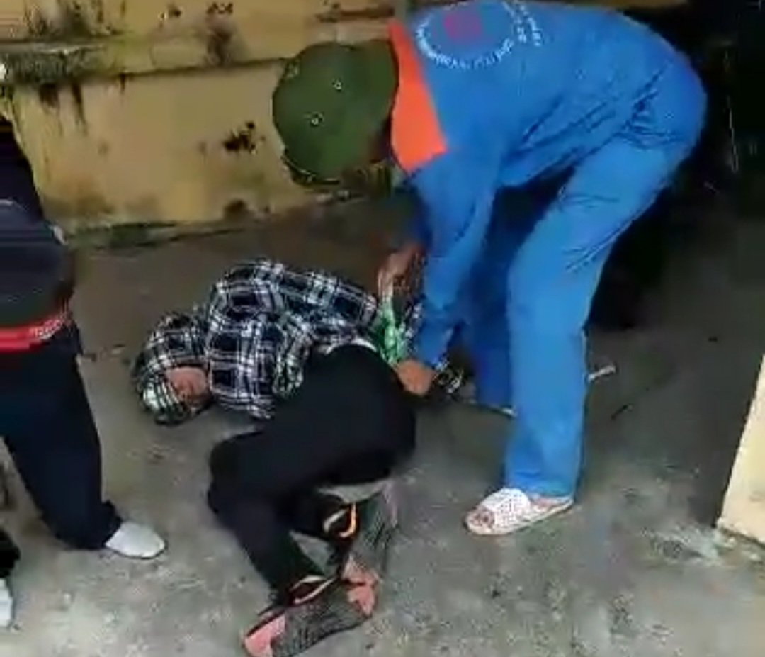 Nam thanh niên mang hung khí xông vào cướp ngân hàng