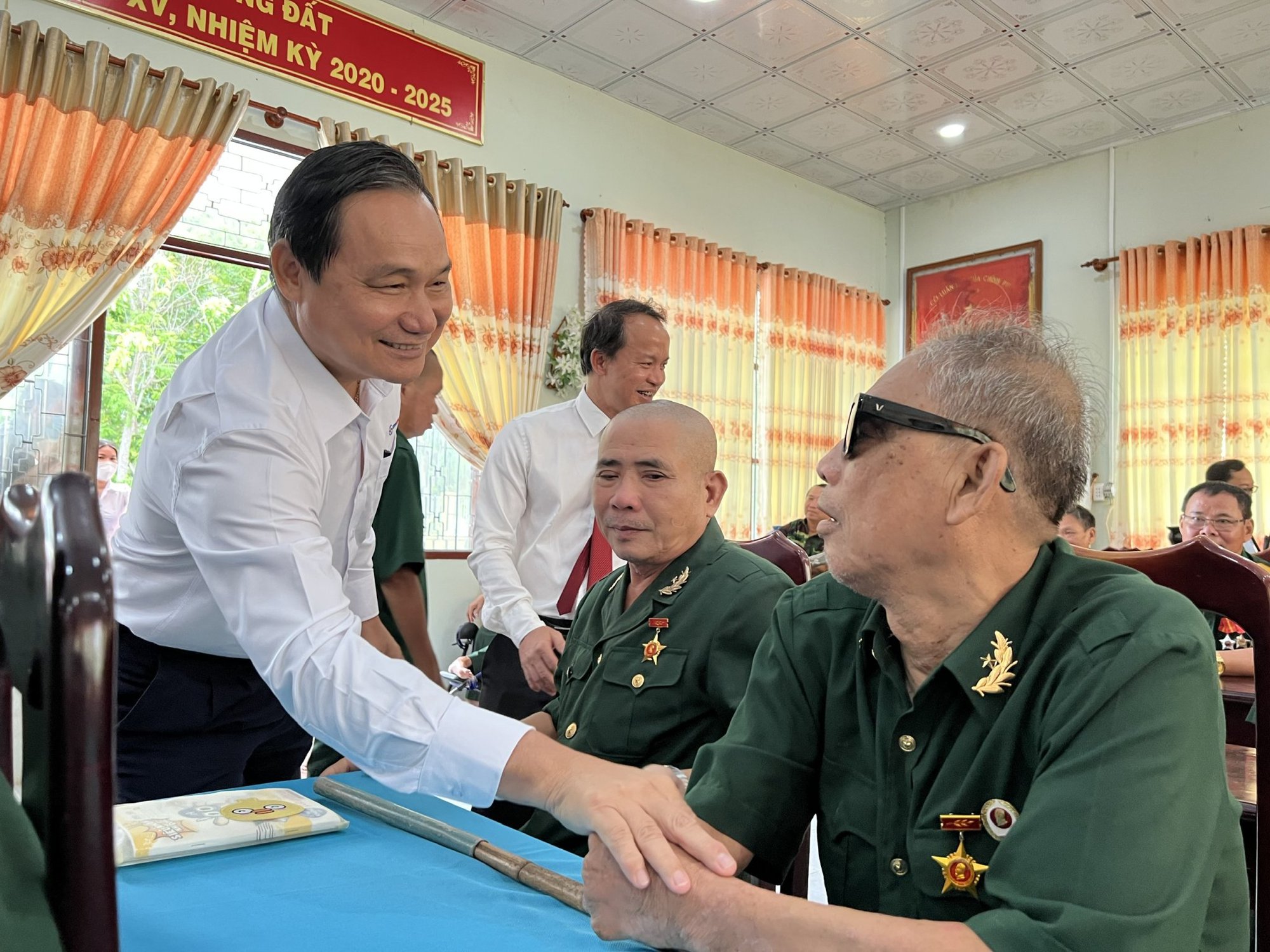 Nghĩa tình ngành điện miền Nam với các thương, bệnh binh - Ảnh 7.