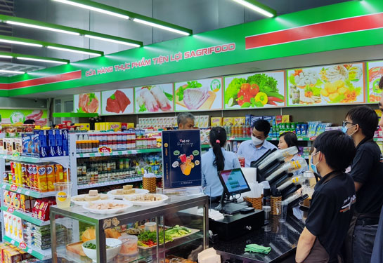 Nhiều thương hiệu chung một mặt bằng