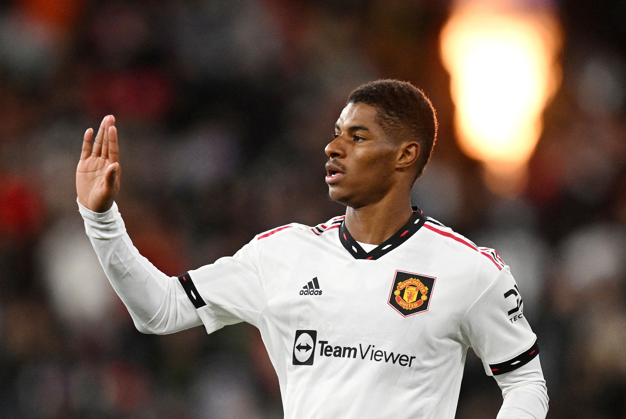 Tam tấu lập c&ocirc;ng gi&uacute;p Man United thắng trận thứ 3 li&ecirc;n tiếp - Ảnh 2.