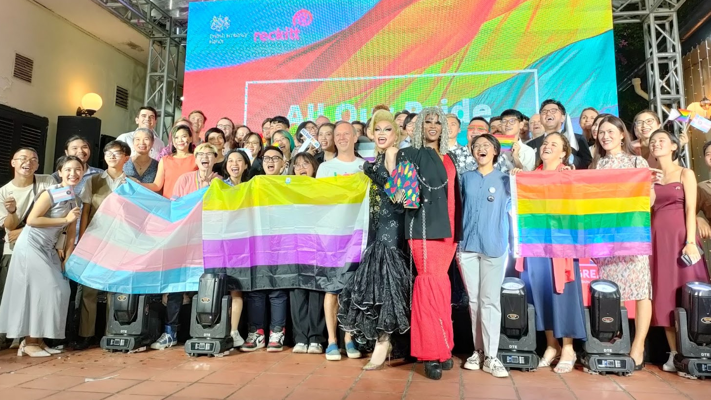 Đại sứ quán Anh tổ chức “All our pride” kỷ niệm Lễ Diễu hành Tự hào