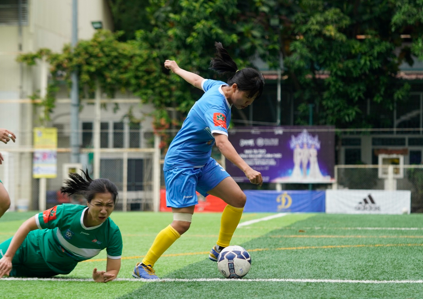 B&aacute;o Người Lao Động v&ocirc; địch b&oacute;ng đ&aacute; nữ Hội Nh&agrave; b&aacute;o TP HCM 2022 - Ảnh 1.