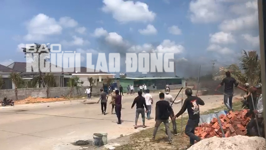 Dùng dao phóng lợn, “bom xăng” giành bảo kê xây dựng ở Phú Quốc - Ảnh 1.