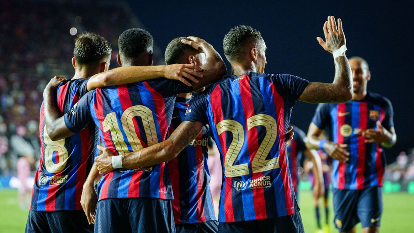 Raphinha ra mắt hoàn hảo trong màu áo Barcelona - Ảnh 1.