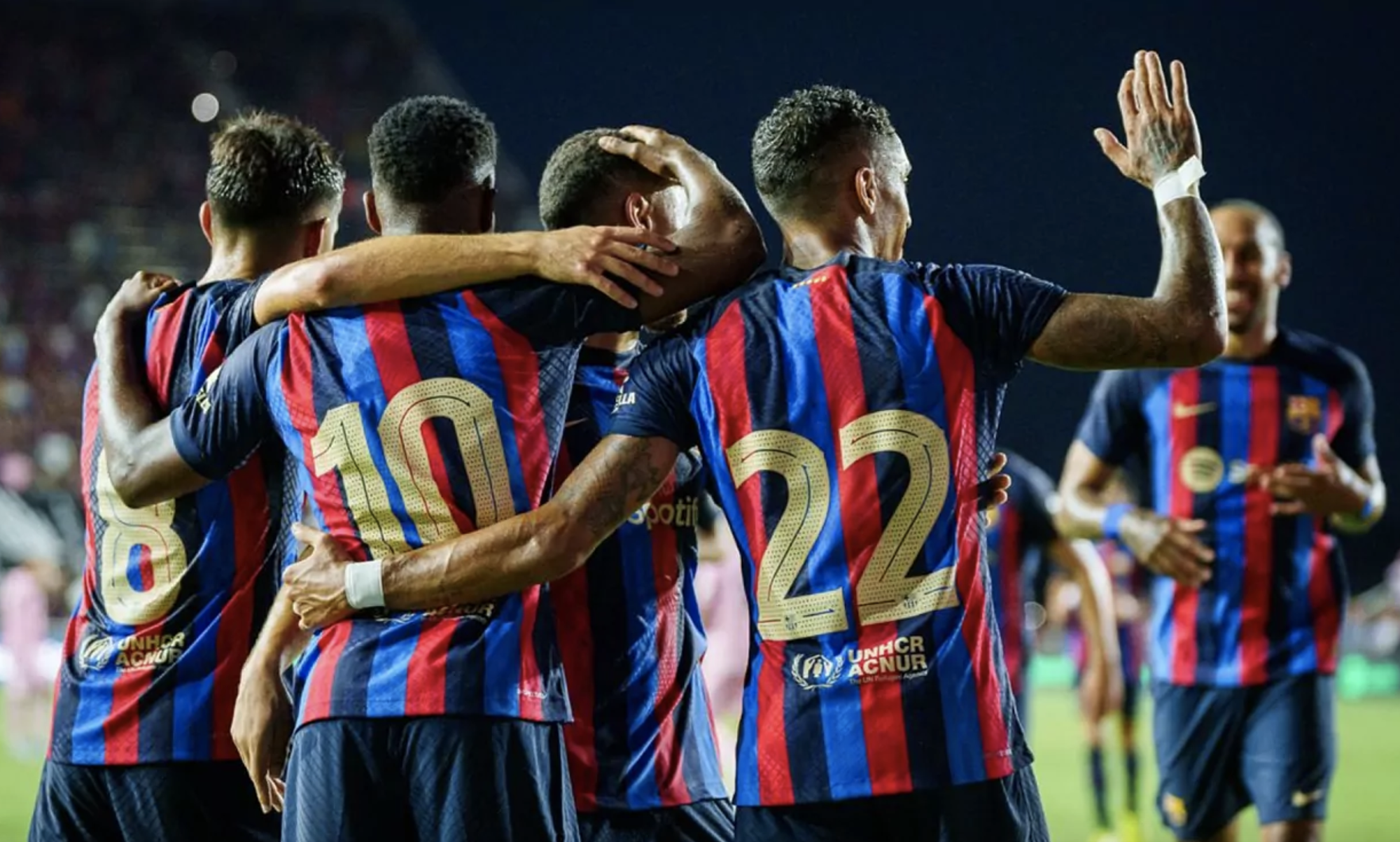 Barcelona thắng đậm 6-0 đội b&oacute;ng của David Beckham tr&ecirc;n đất Mỹ - Ảnh 5.