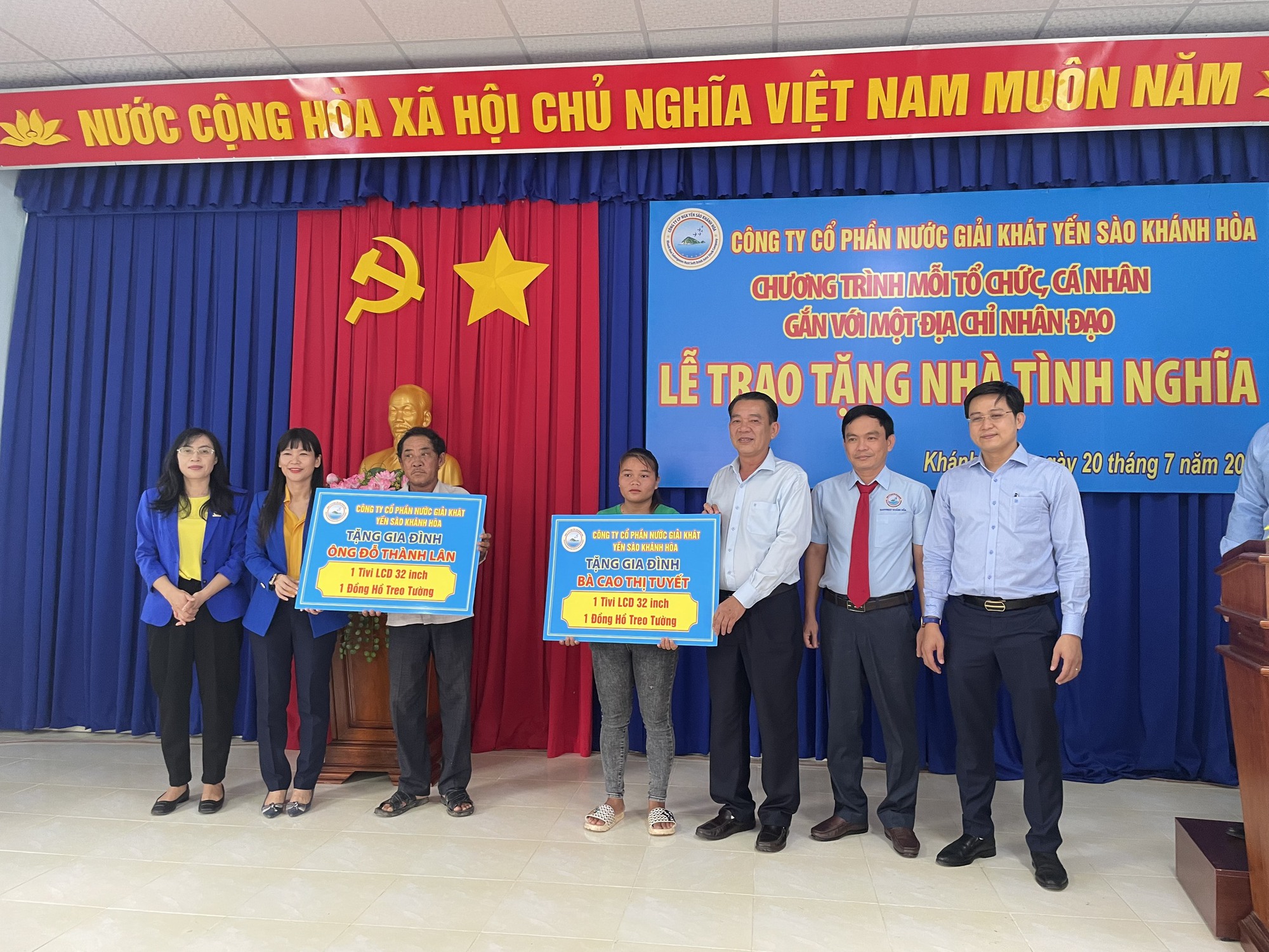 Khánh Hòa: Nhà mới cho đồng bào nghèo huyện miền núi - Ảnh 2.