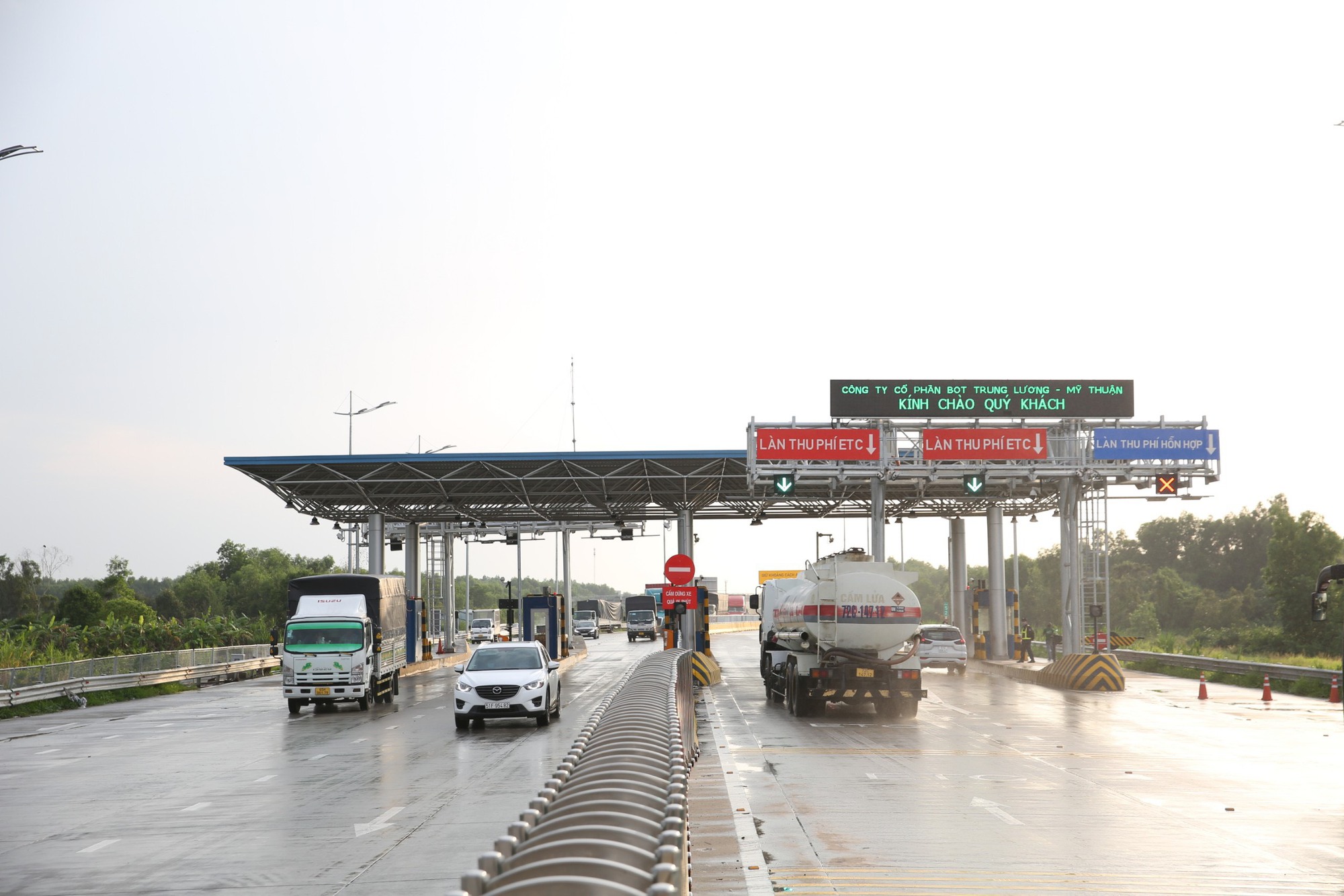 Cần giải ph&aacute;p để tuyến cao tốc Trung Lương - Mỹ Thuận kh&ocirc;ng bị dừng đột ngột - Ảnh 3.