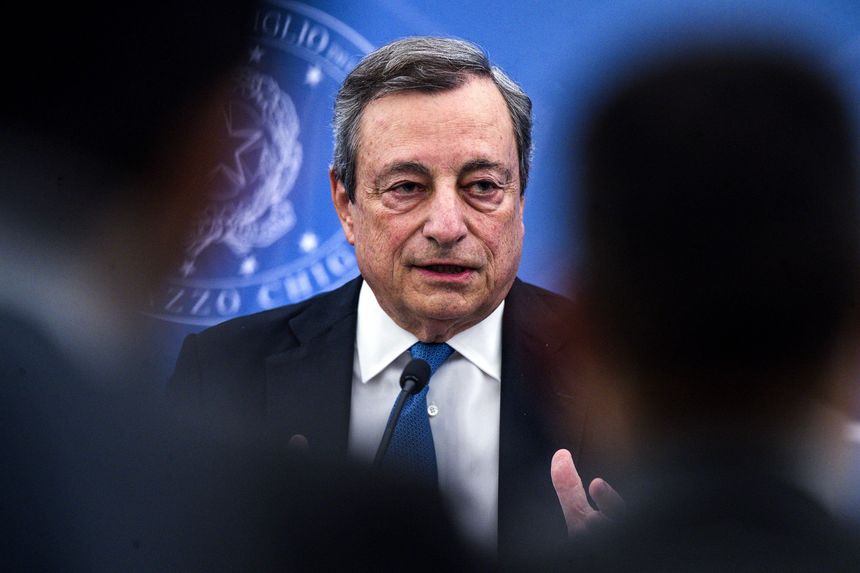 Bị đồng minh quay lưng, Thủ tướng Ý Mario Draghi từ chức