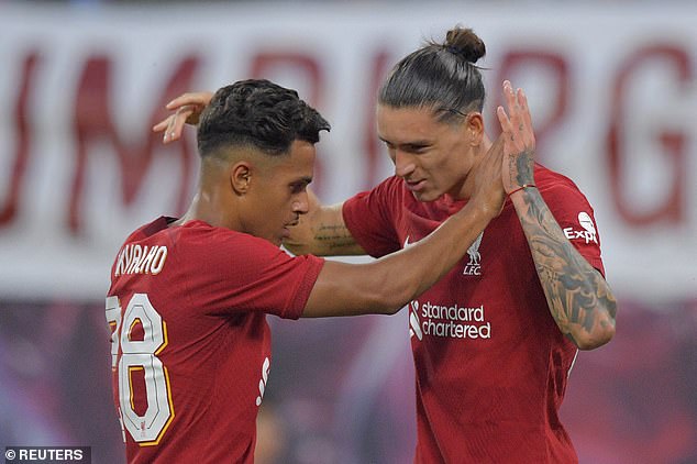 Tân binh Nunez tỏa sáng, Liverpool thắng nhẹ 5 bàn "bò đỏ" Leipzig