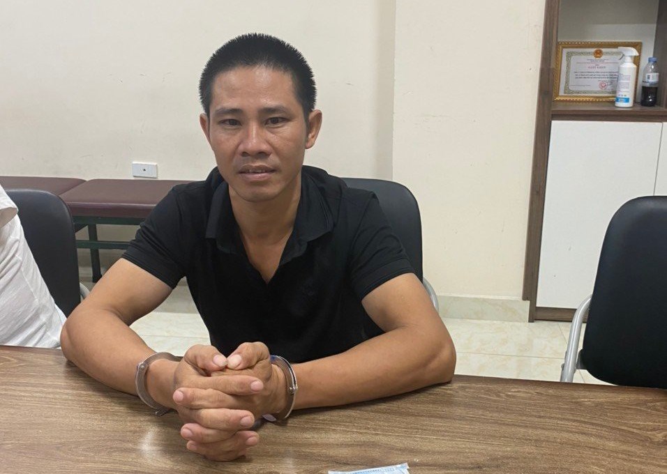 Bắt nghi phạm đâm chết người sau khi bị tạt đầu xe máy - Ảnh 1.