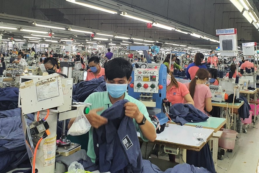 Xử lý rốt ráo bức xúc về tiền lương của công nhân