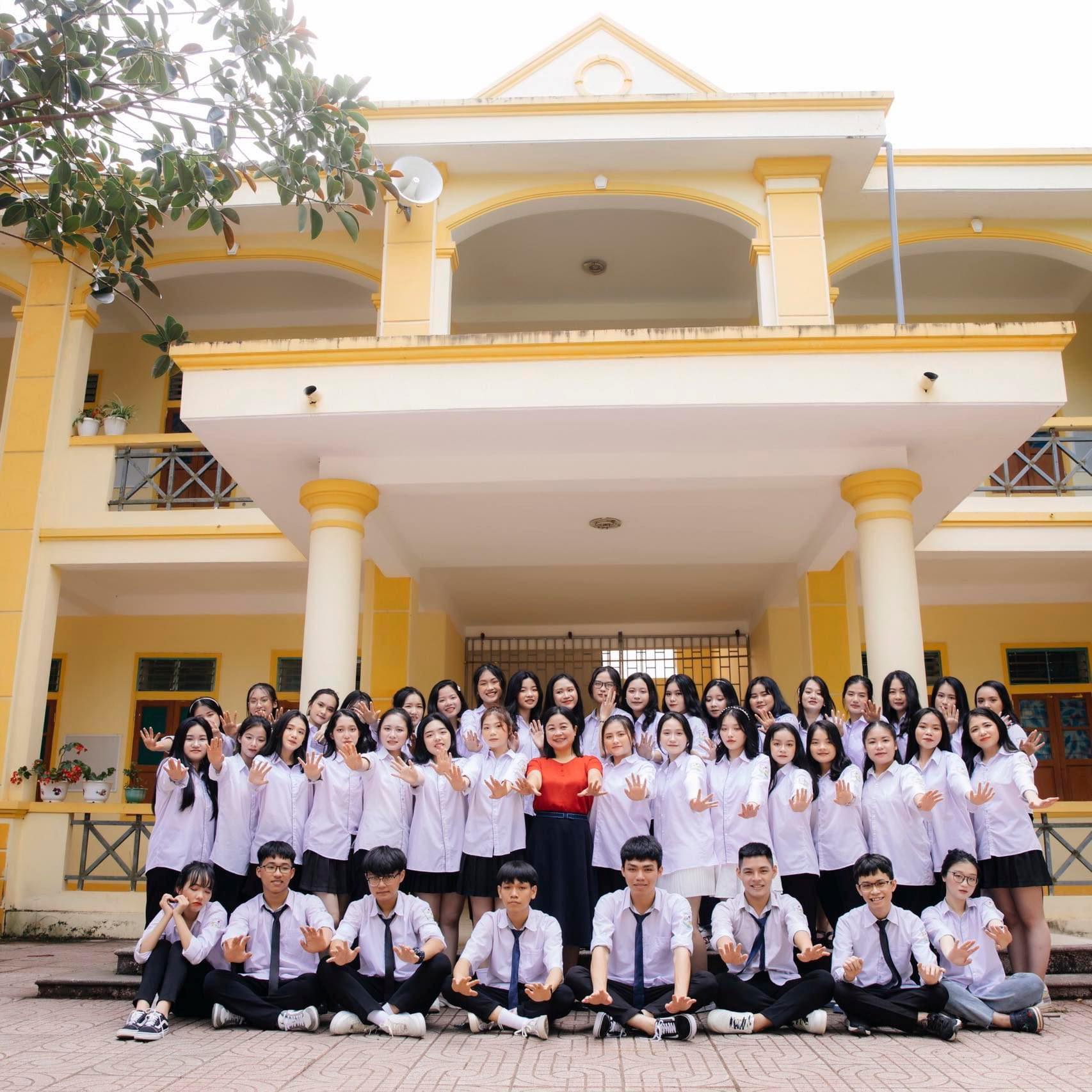 Lớp học miền núi có 40/44 học sinh đạt điểm thi tốt nghiệp THPT môn văn trên 9
