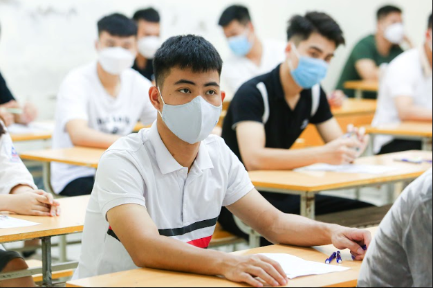 Thi tốt nghiệp THPT: Thủ khoa tuyệt đối 30/30 là nam sinh trường huyện