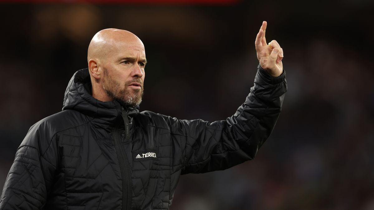 Erik ten Hag “ẵm” thưởng lớn nếu M.U lọt top 4