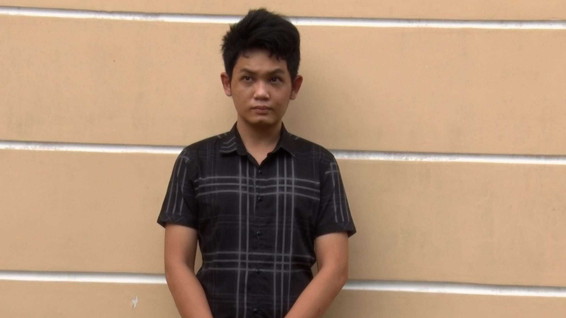 Tìm thân nhân người đàn ông sống lang thang bị tông chết