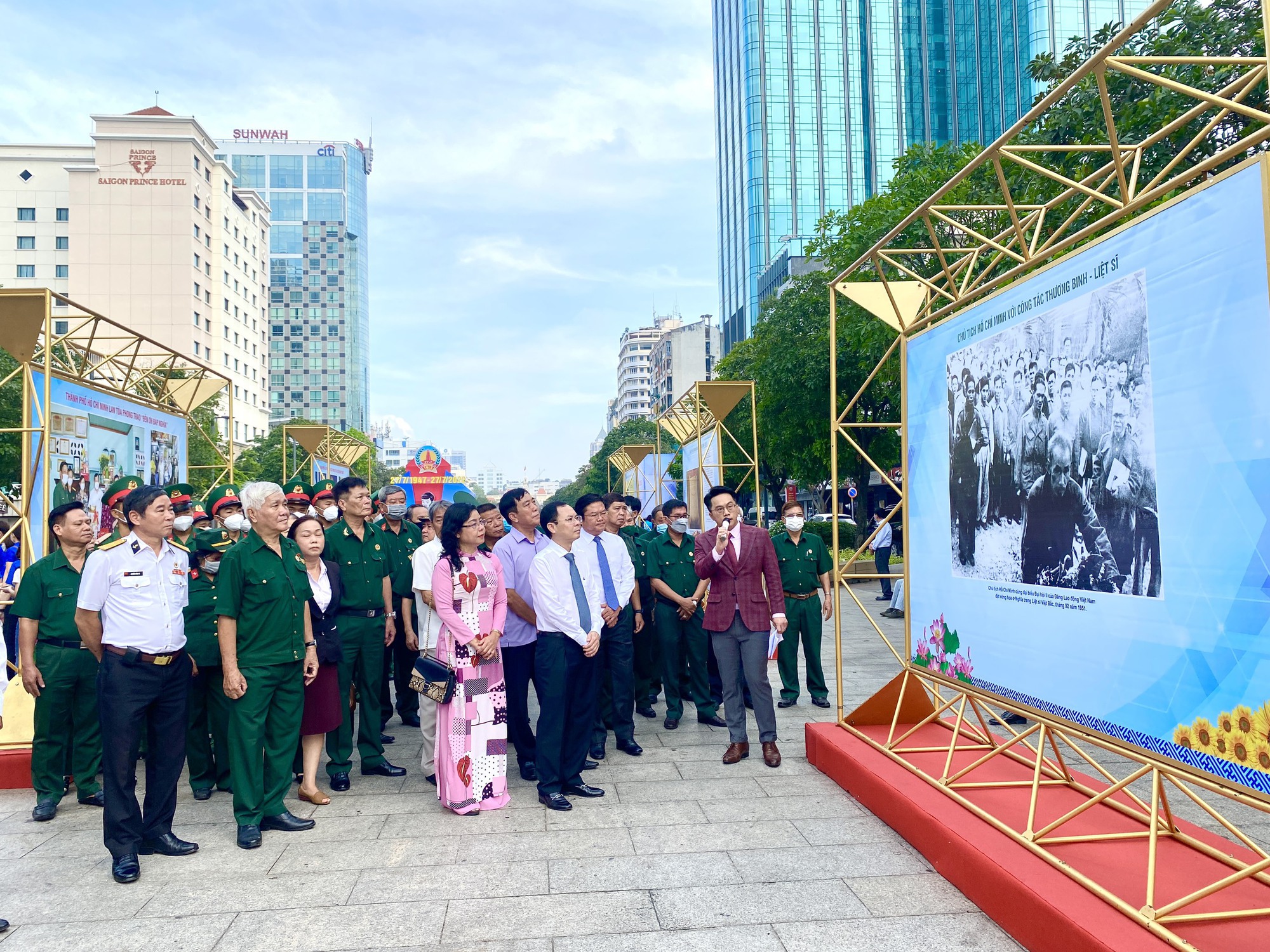 Khắc sâu đạo lý "Uống nước nhớ nguồn"