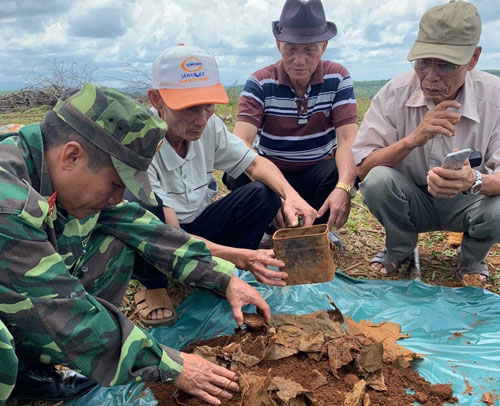 RONG RUỔI TÌM MỘ LIỆT SĨ (*): Vào Tây Nguyên sống để tìm đồng đội