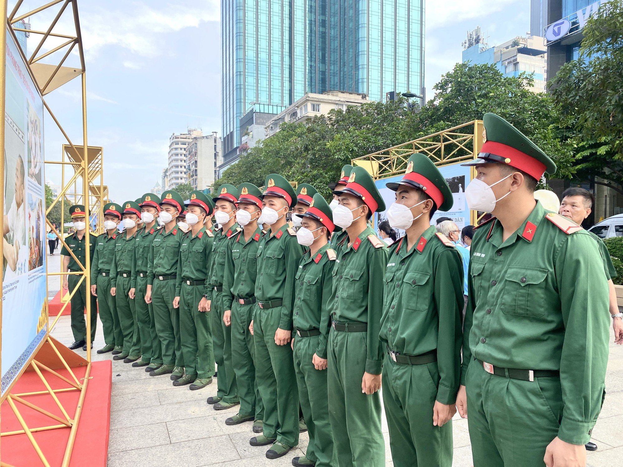 Khắc s&acirc;u đạo l&yacute; Uống nước nhớ nguồn - Ảnh 6.