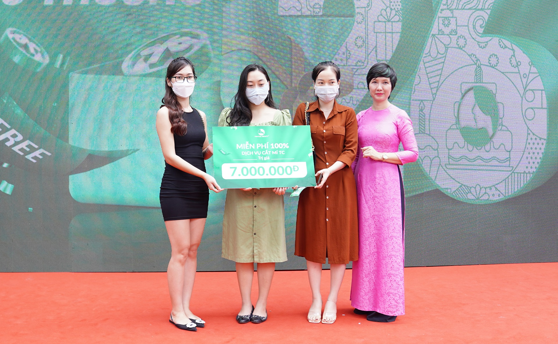 Thu Cúc tung 2180 suất ưu đãi mừng siêu sinh nhật tuổi 26 - Ảnh 3.